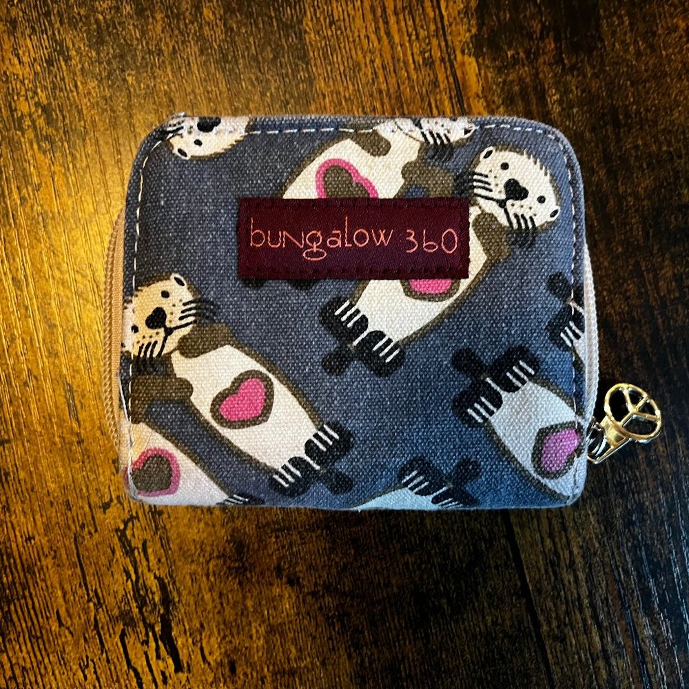 Bungalow 365 SEA OTTERS reg canvas wallet